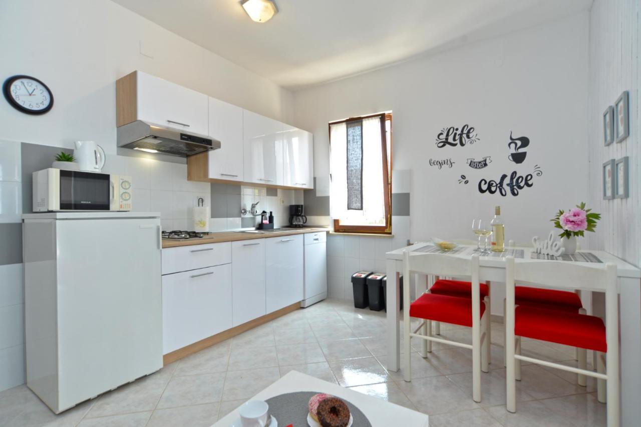Apartment 1021 Fažana Екстериор снимка